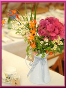 Rustic table centres